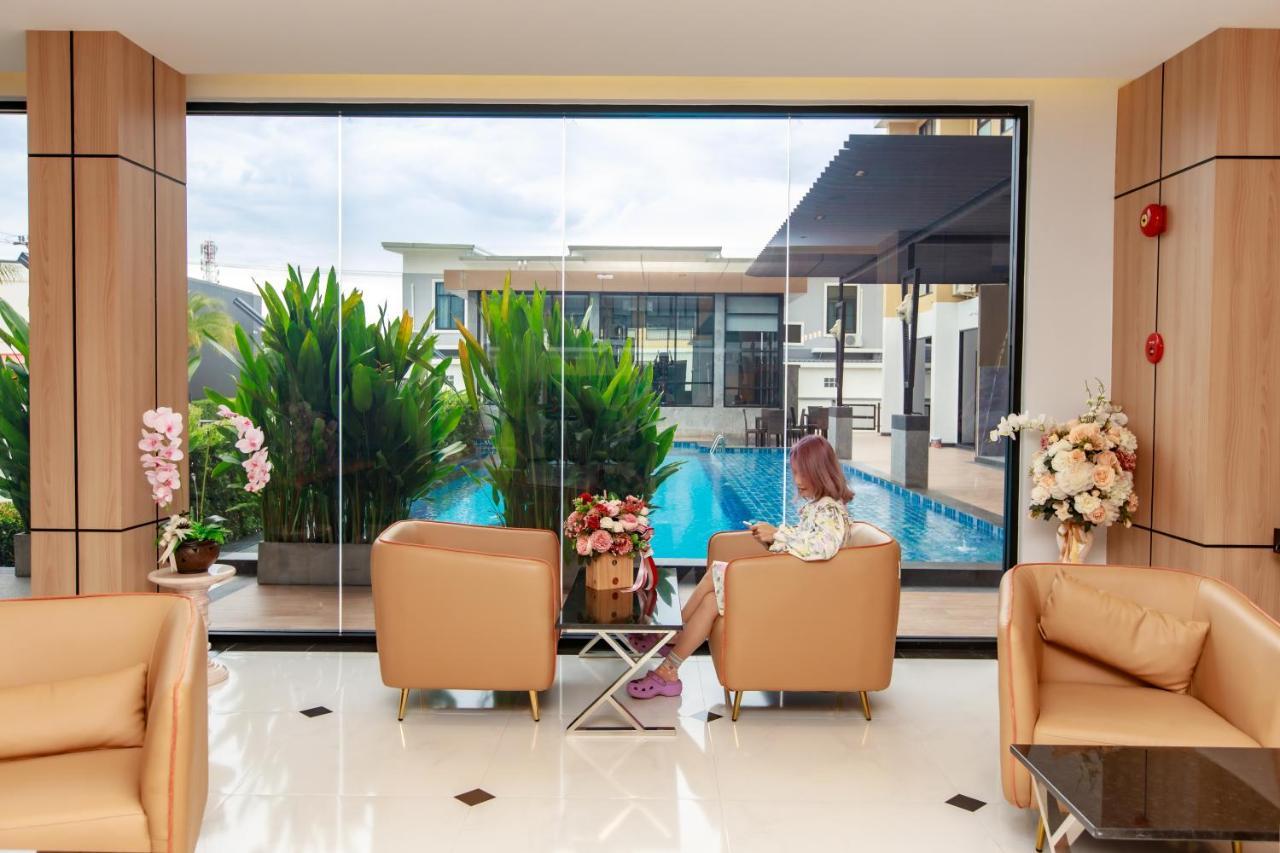 Siri Hotel Lumphun Ban Pa Daet Exteriér fotografie
