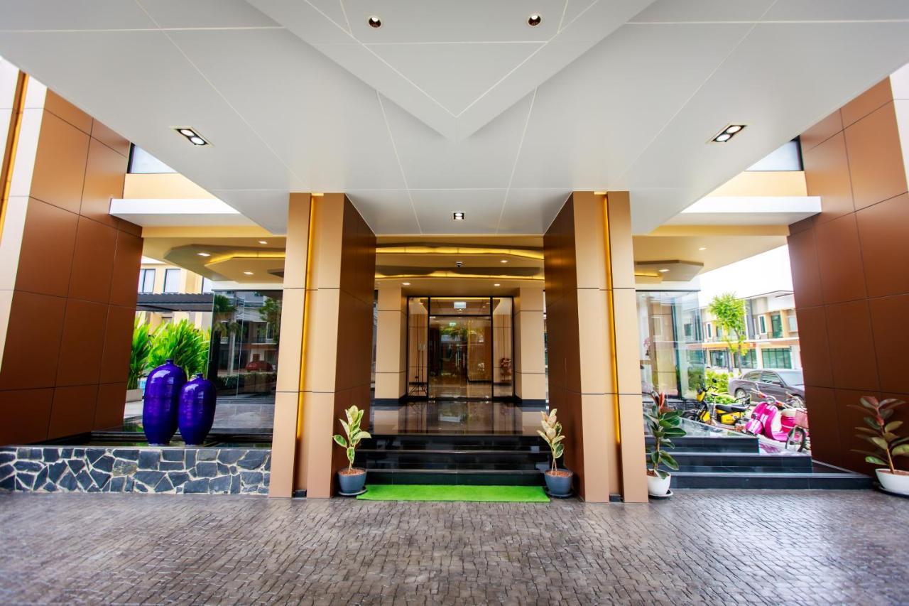 Siri Hotel Lumphun Ban Pa Daet Exteriér fotografie