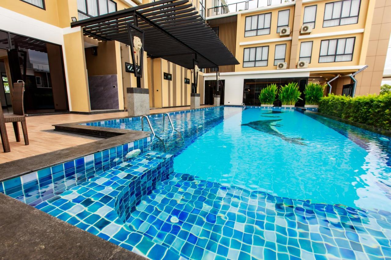 Siri Hotel Lumphun Ban Pa Daet Exteriér fotografie