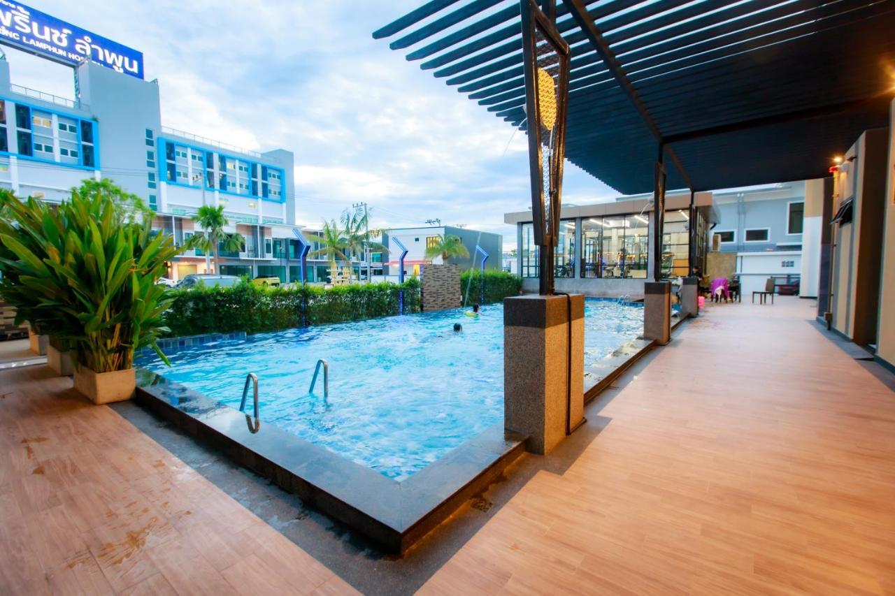 Siri Hotel Lumphun Ban Pa Daet Exteriér fotografie